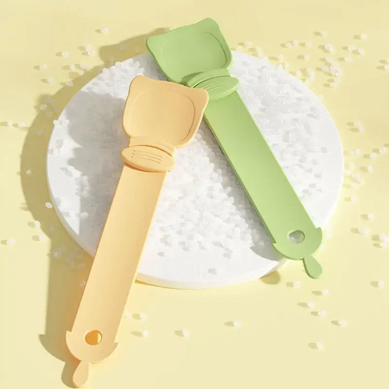 Portable Cat Feeding Spoon